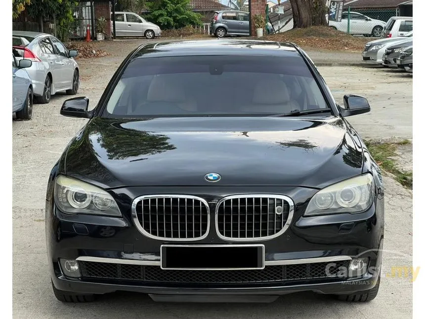 2009 BMW 740Li Sedan