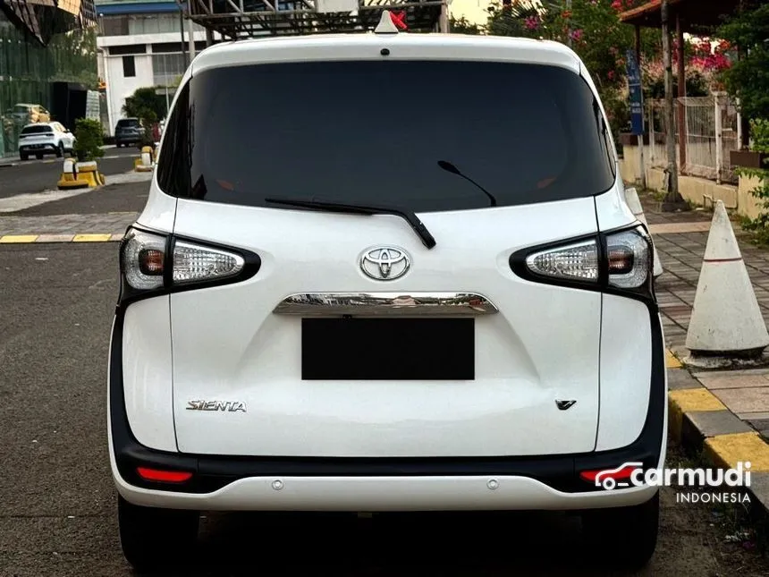 2017 Toyota Sienta V MPV