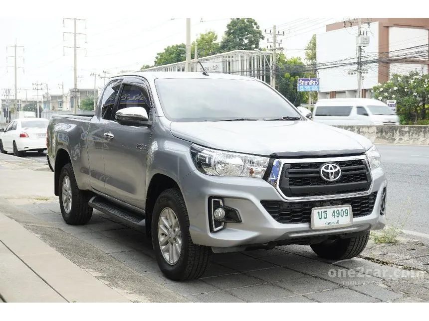 2018 Toyota HILUX REVO E Prerunner Smart Cab Pickup