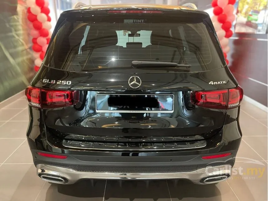 2021 Mercedes-Benz GLB250 4MATIC AMG Line SUV
