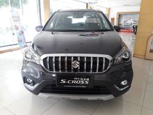 Suzuki SX4 S-Cross diskon besar,kredit murah