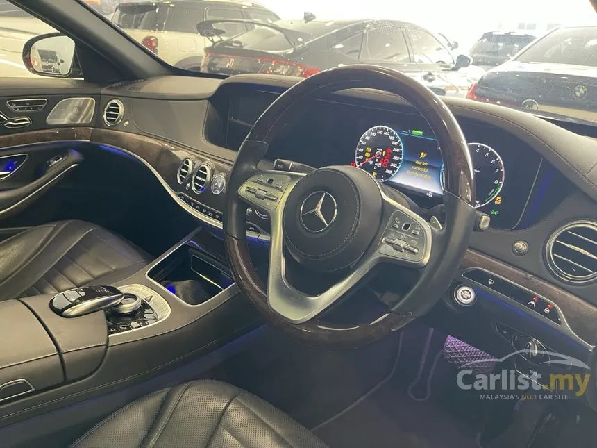 2019 Mercedes-Benz S560e EQ Power Exclusive Sedan
