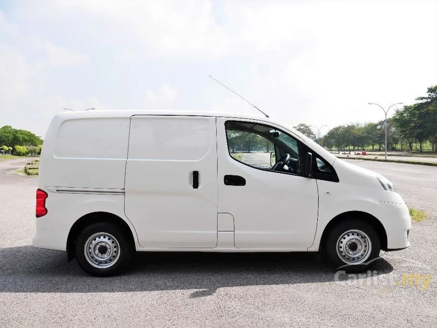 Used 2014 Nissan NV200 1.6 Panel Van [REAL MFG YEAR] 2 SLIDE DOOR ...