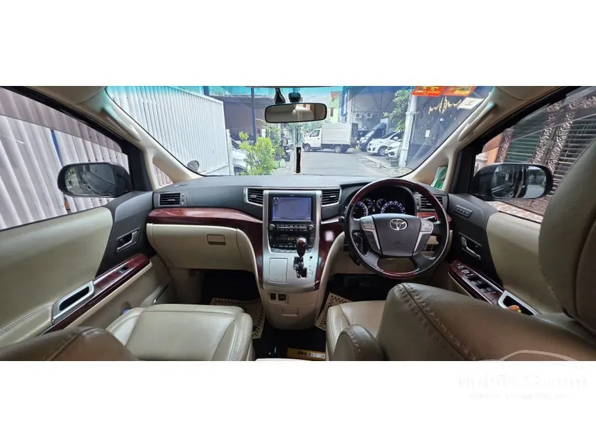 2008 Toyota Alphard MPV