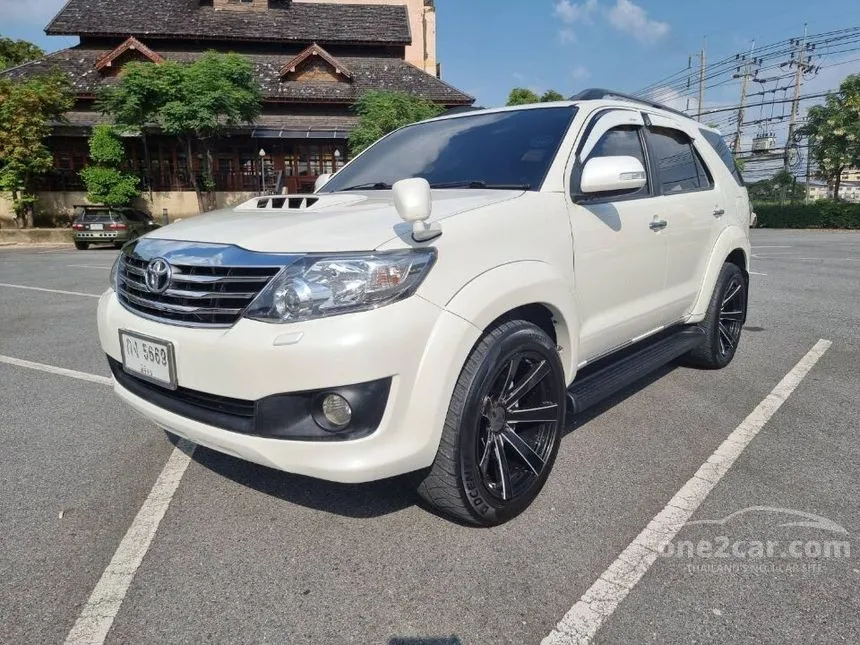 2013 Toyota Fortuner 3.0 (ปี 12-15) V 4WD SUV For Sale On One2car