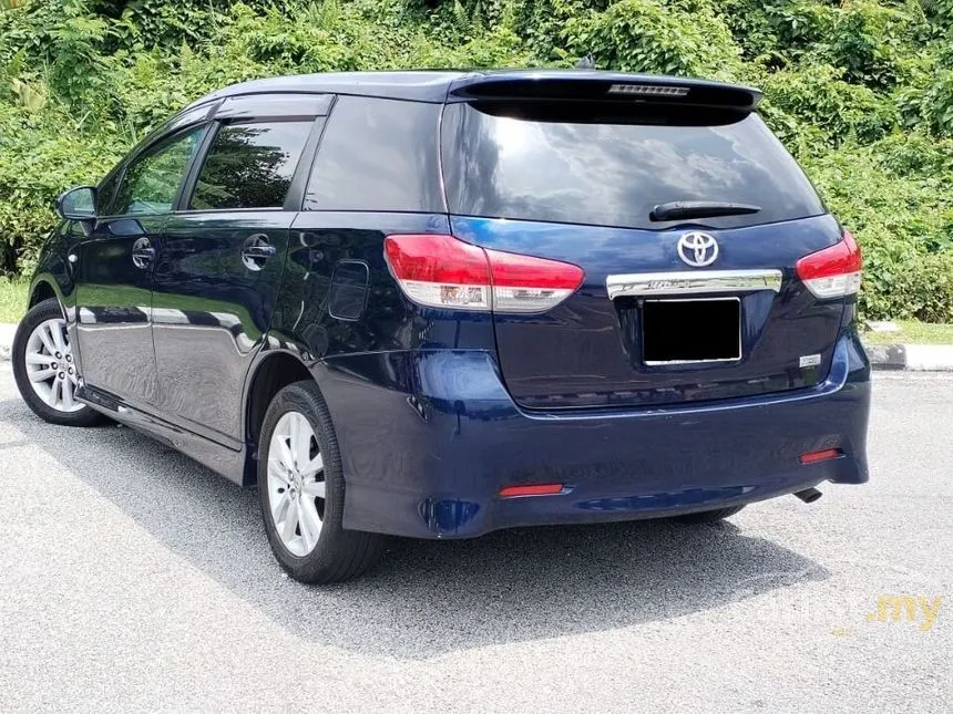2011 Toyota Wish S MPV