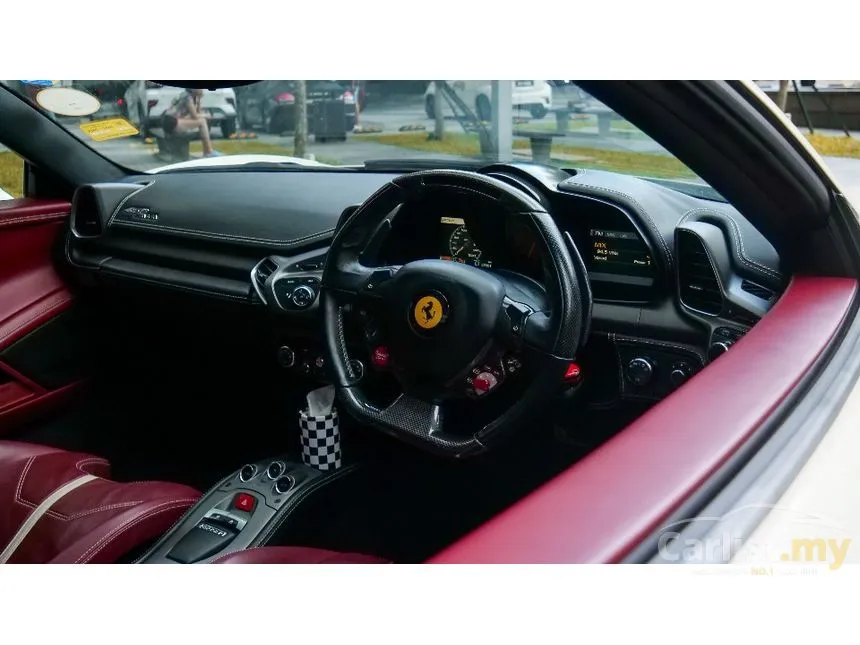 2012 Ferrari 458 Italia Coupe