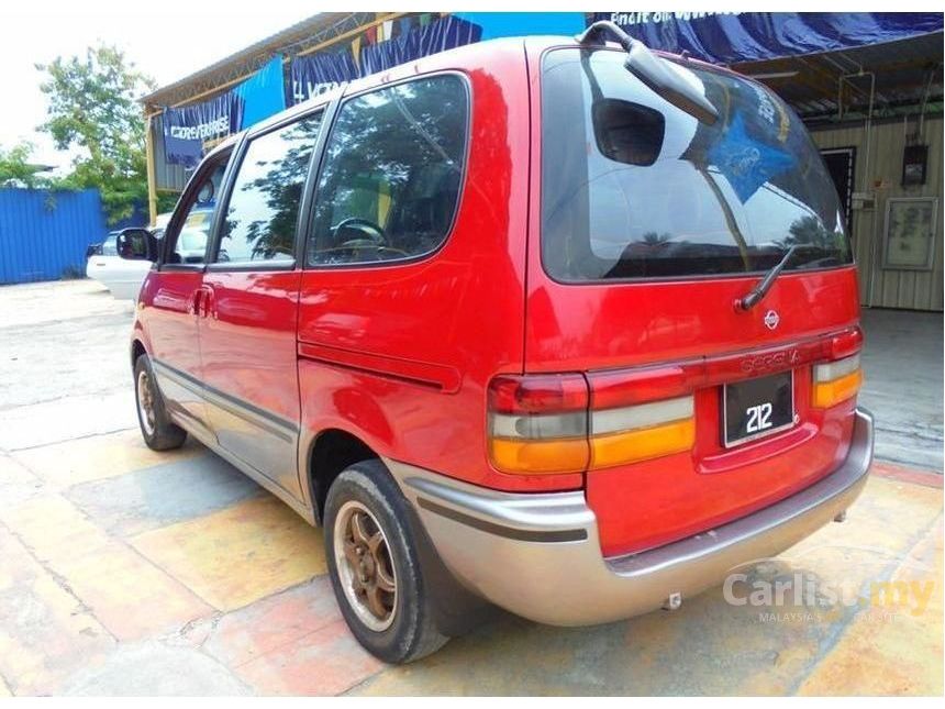 Nissan serena 1999