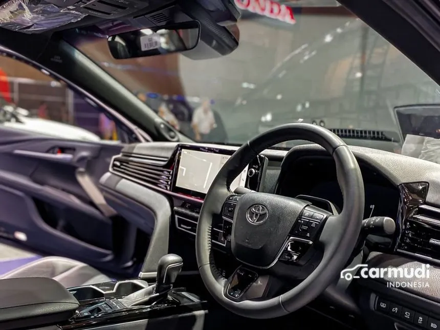 2025 Toyota Camry HEV Sedan