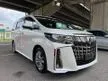 Recon 2020 Toyota Alphard 2.5 G SA Golden Eyes MPV UNREGISTER 3LED Headlamp Alcantara Leather Seats Power Boots
