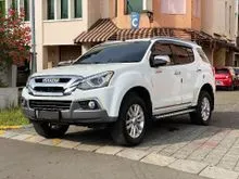 2017 Isuzu MU-X 2.5 Premiere SUV nego lemes mux putih (2)