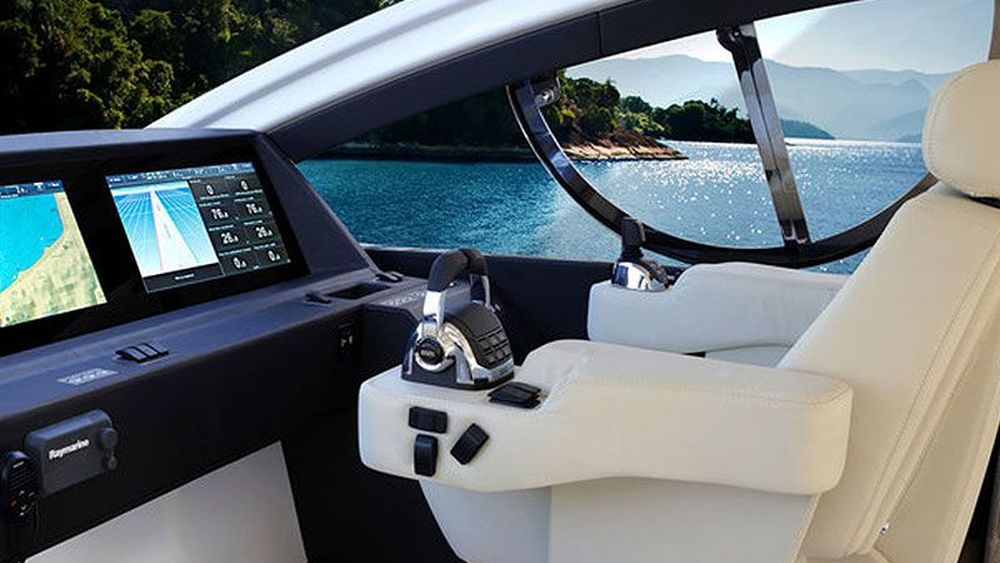 Schaefer 580, Yacht Inovatif Berbekal Joystick - Lifestyle Lain 