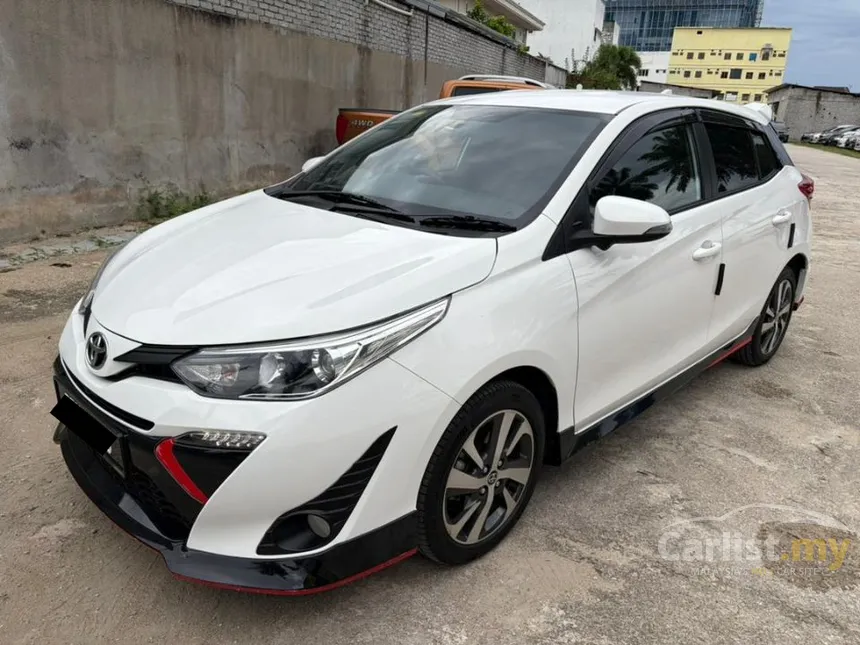2020 Toyota Yaris E Hatchback