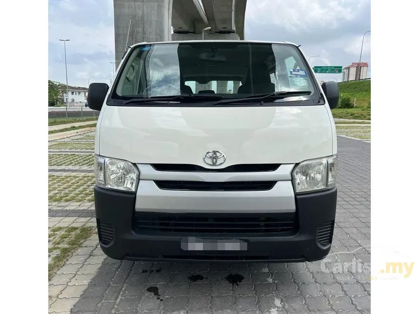 2017 Toyota Hiace Window Van