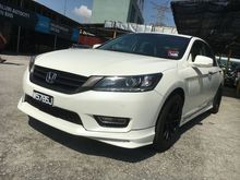 HONDA FULL SVC RCD,One Owner,LED DRL,Infotainment Display,LED Tail Lamp,17inch Sport Rim,Bodykit Skirtig-2013 Honda Accord 2.0 i-VTEC VTi Sedan