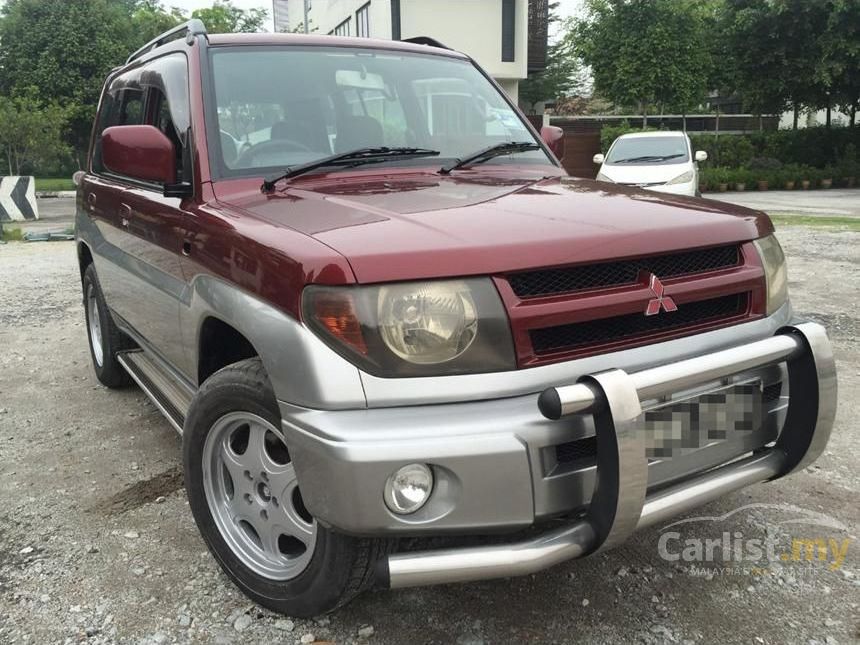 Mitsubishi pajero io 1999