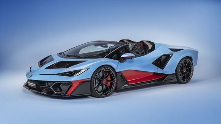 Fenomeno Roadster  ขุมพลัง V12 ไฮบริด 1,080 แรงม้า 15 คันทั่วโลก