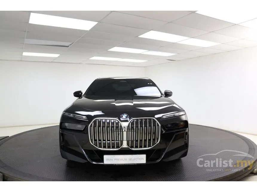 2024 BMW 750e xDrive M Sport Pure Excellence Sedan