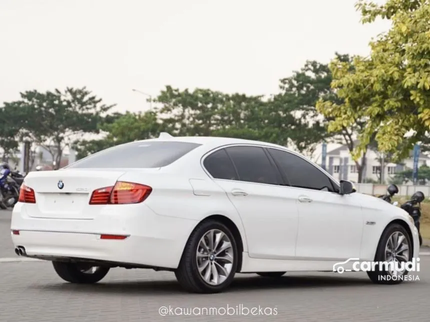 2016 BMW 520i Luxury Sedan