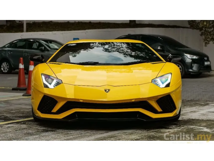 2017 Lamborghini Aventador S Coupe