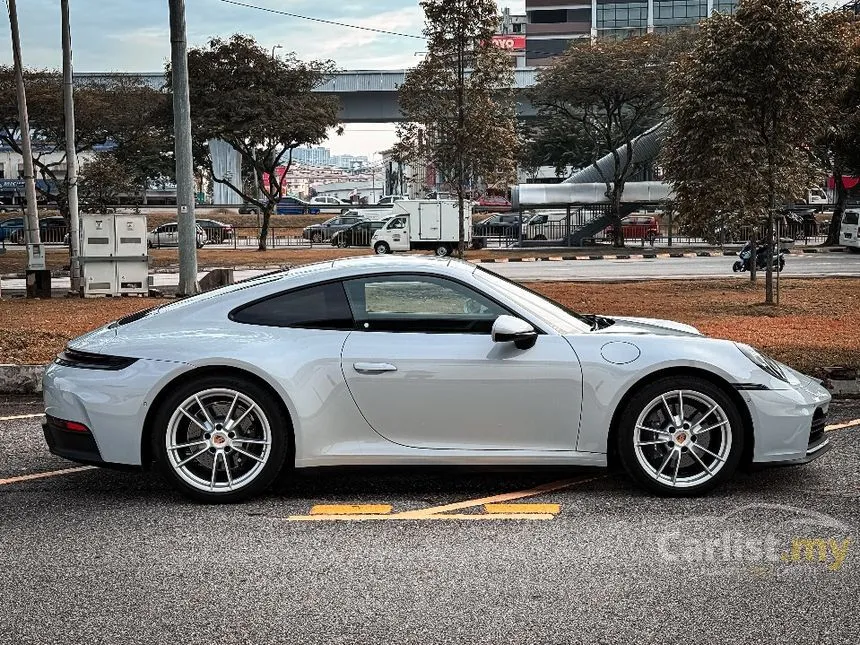 2025 Porsche 911 Carrera Coupe