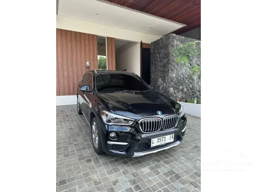 Jual Mobil BMW X1 2018 sDrive18i xLine 1.5 di Jawa Timur Automatic SUV Hitam Rp 445.000.000