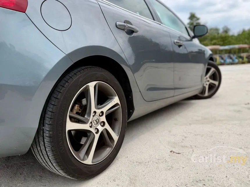2017 Volvo V40 T5 Drive-E Hatchback