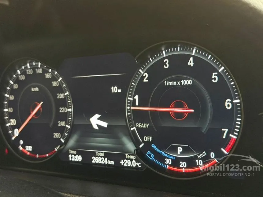 2018 BMW 320i Luxury Sedan
