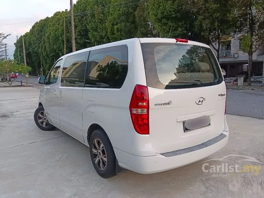 2018 Hyundai Grand Starex Executive MPV