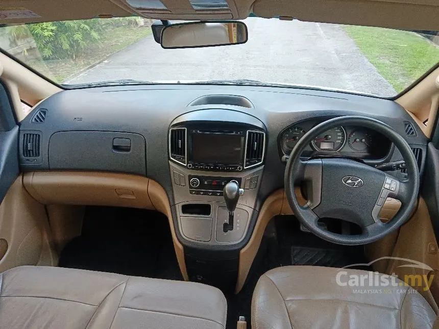 2018 Hyundai Grand Starex Executive MPV