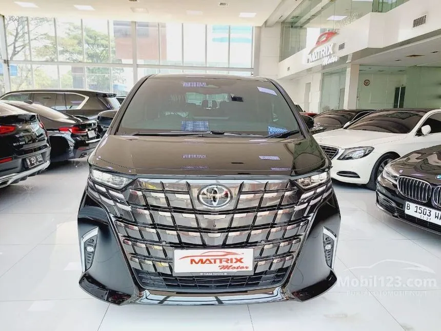 2023 Toyota Alphard HEV MPV