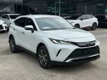 2025 Toyota Harrier 2.0 G - Digital Meter - Digital Inner Mirror - Black Half Leather Seat - Power Boot - Reverse Camera