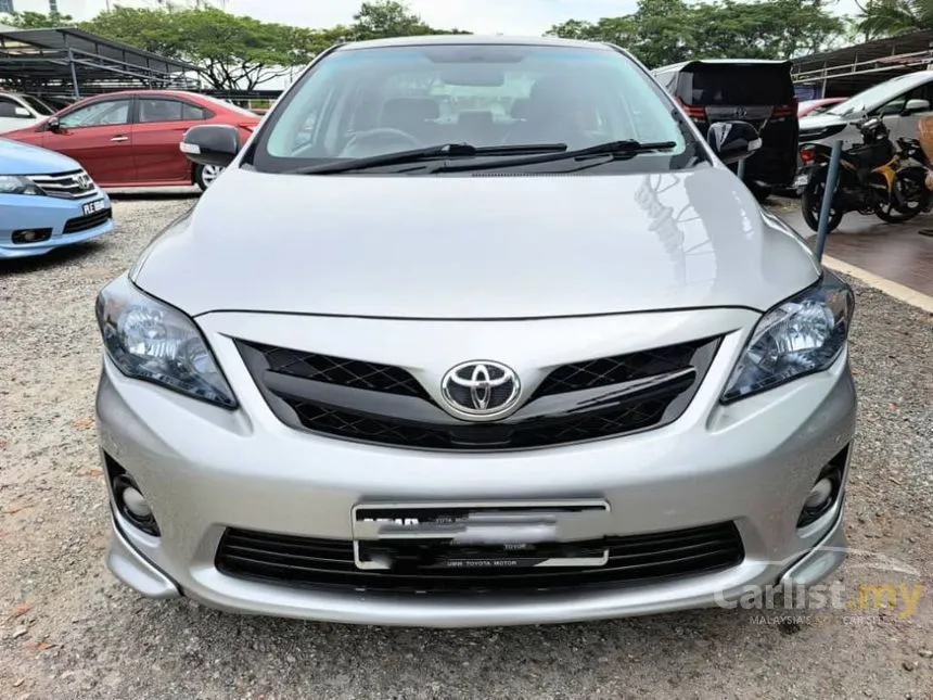 2013 Toyota Corolla Altis V Sedan