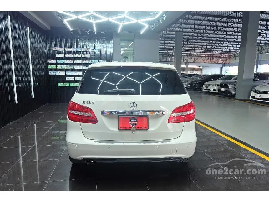 2012 Mercedes-Benz B180 Sports BlueEFFICIENCY Hatchback