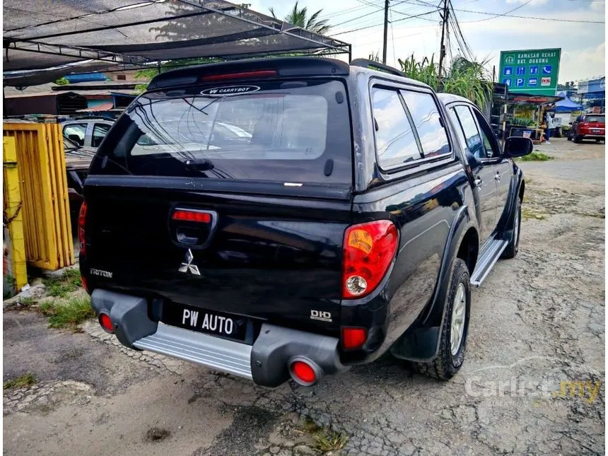 2013 Mitsubishi Triton Dual Cab 4X4 Pickup
