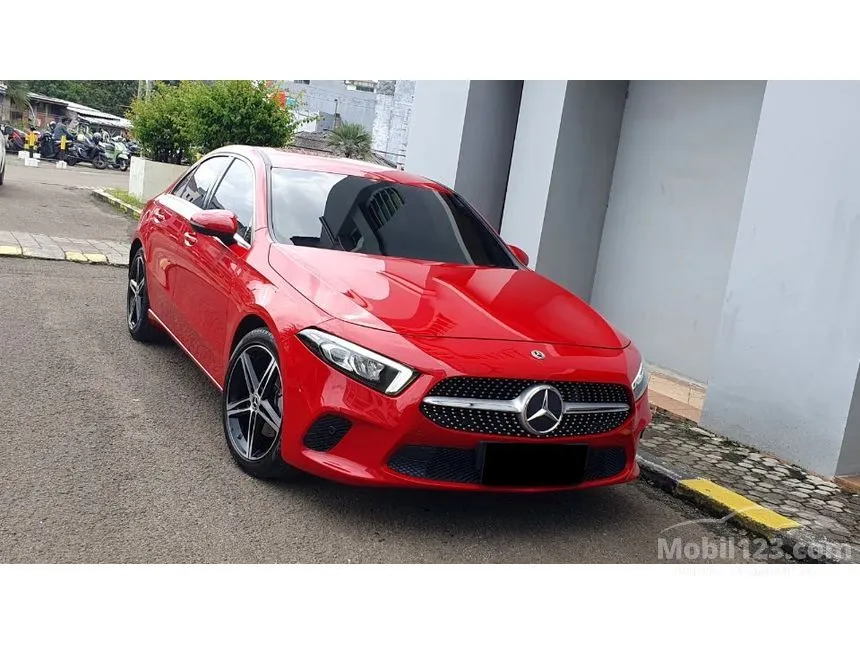 2019 Mercedes-Benz A200 progressive line Sedan