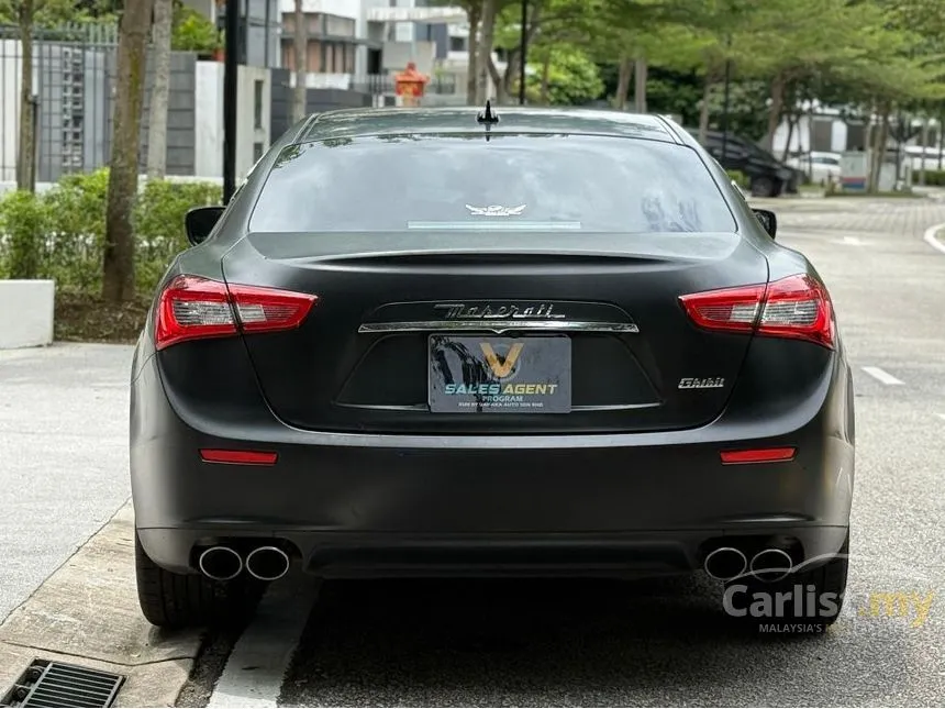 2014 Maserati Ghibli Sedan