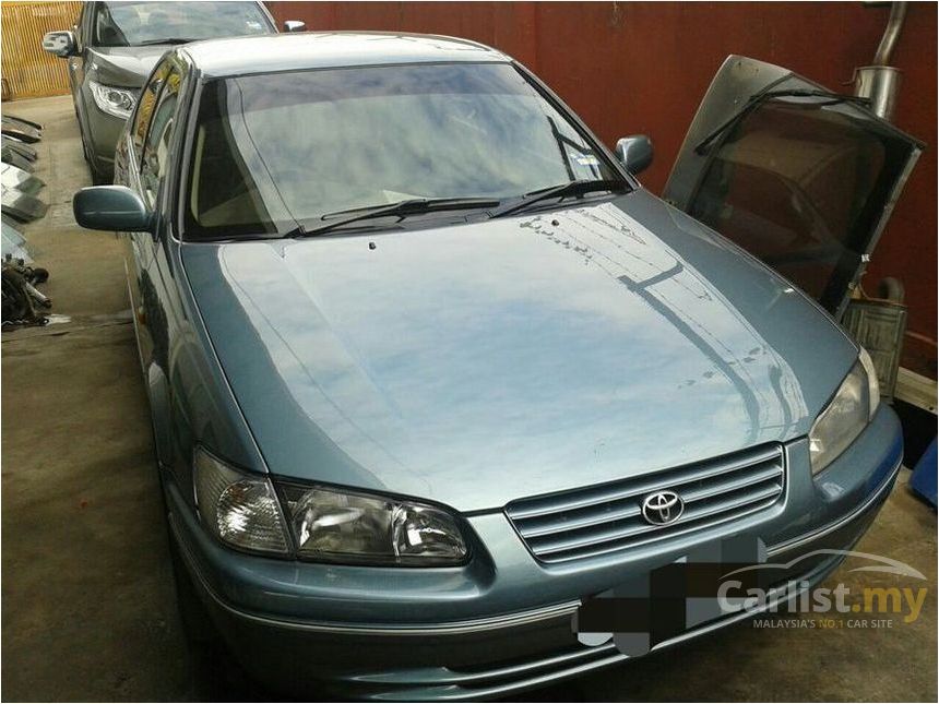 2001 Toyota Camry GX Sedan