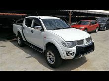 Mitsubishi Triton 2.5 Base Spec Pickup Truck