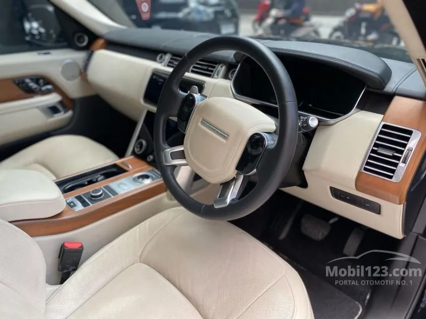 2021 Land Rover Range Rover Vogue Autobiography LWB SUV