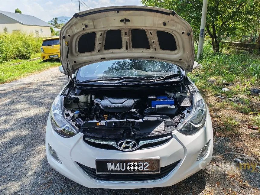 2013 Hyundai Elantra High Spec Sedan
