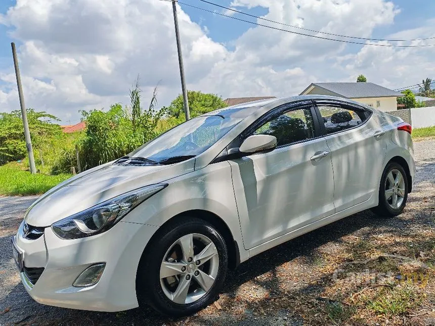 2013 Hyundai Elantra High Spec Sedan
