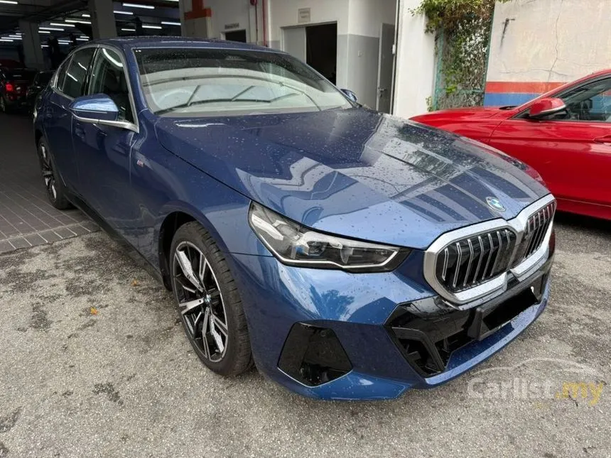 2025 BMW 530i M Sport Sedan