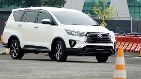 Toyota Kijang Innova Reborn Bensin Mungkin ‘Disuntik Mati’, yang Diesel Masih Aman