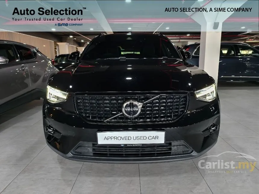 2023 Volvo XC40 Recharge T5 R-Design SUV