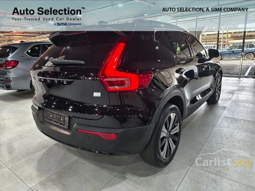 2023 Volvo XC40 Recharge T5 R-Design SUV