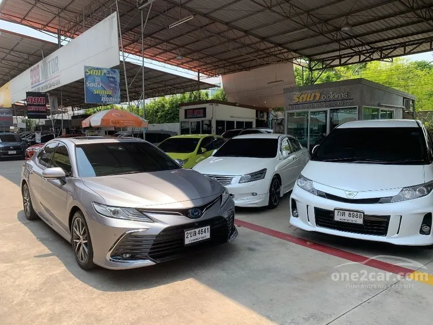 2022 Toyota CAMRY HEV Premium Luxury Sedan