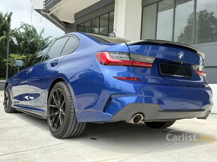 2022 BMW 330i M Sport Driving Assist Pack Sedan