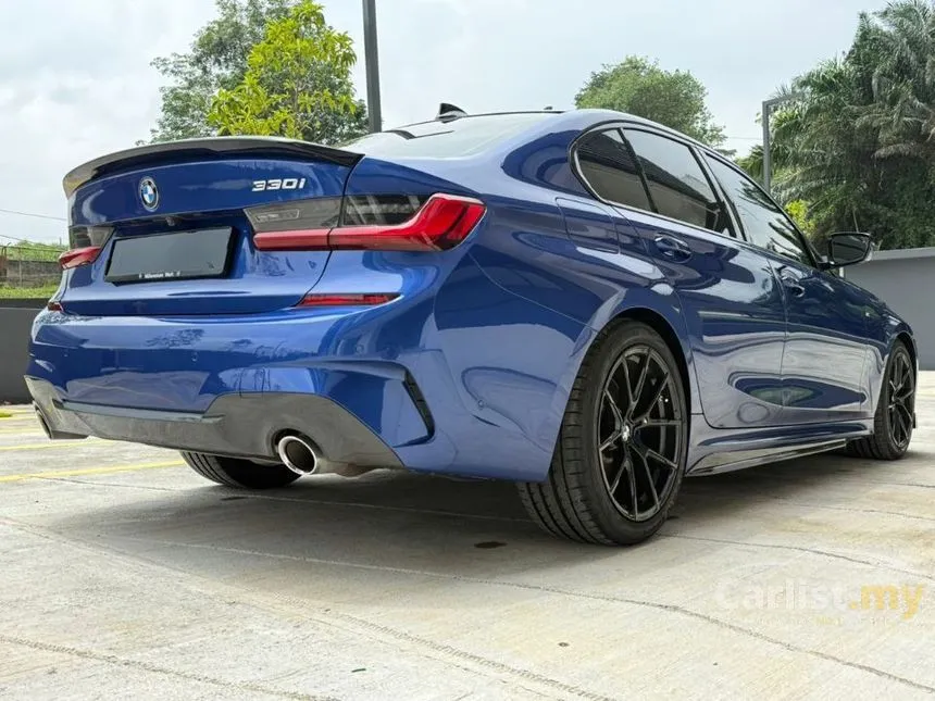 2022 BMW 330i M Sport Driving Assist Pack Sedan