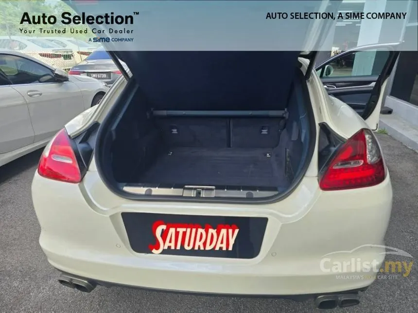 2010 Porsche Panamera 4S Hatchback